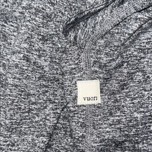 Vuori Marled Heather Gray Pullover